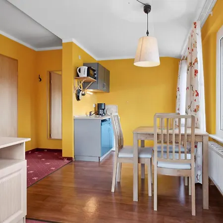 1 Bedroom Gorgeous In Moenchgut شقة *