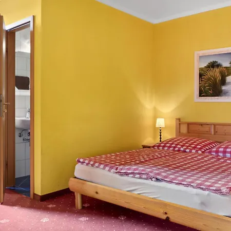 1 Bedroom Gorgeous In Moenchgut شقة ثيسو